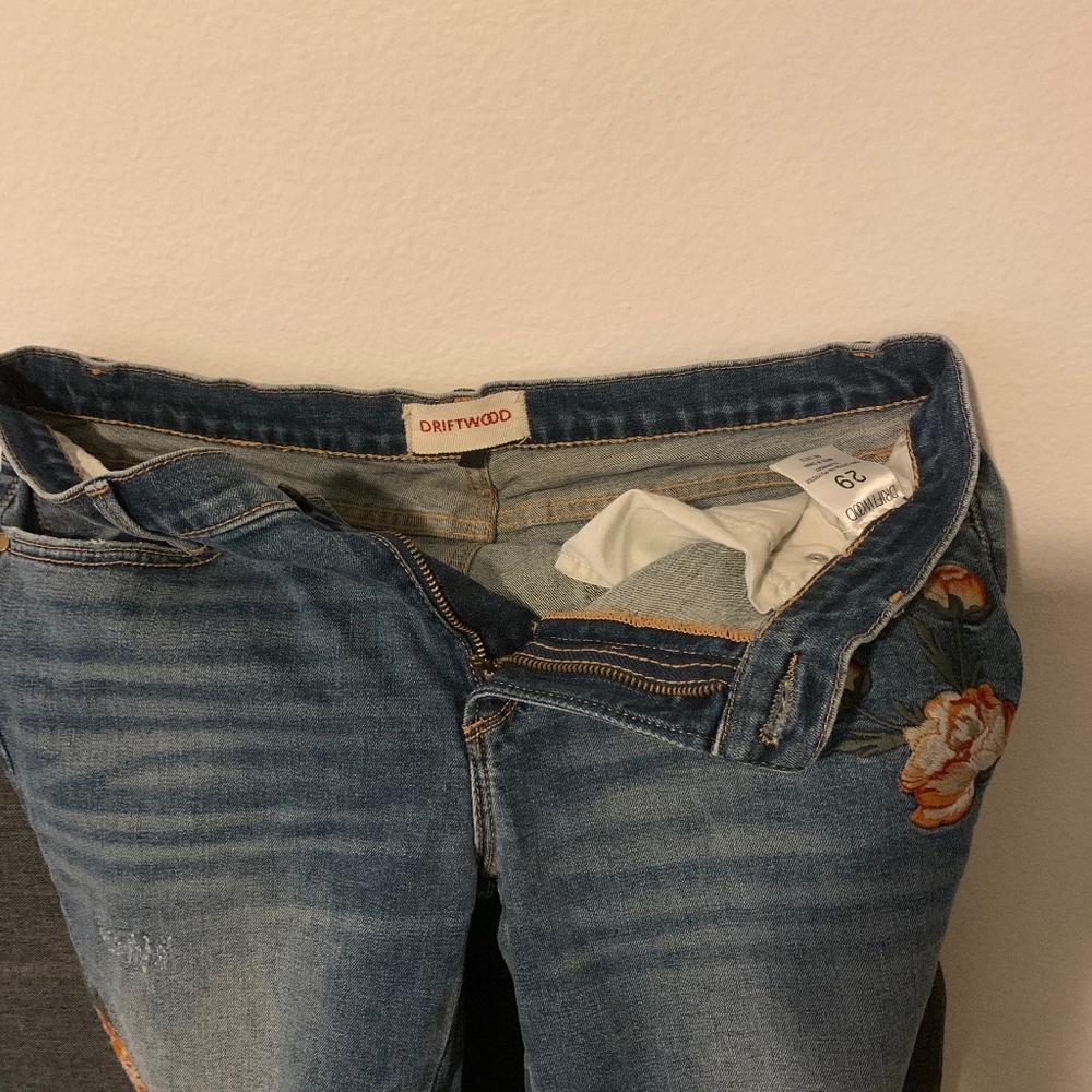 Sundance/Driftwood Jeans Size 29